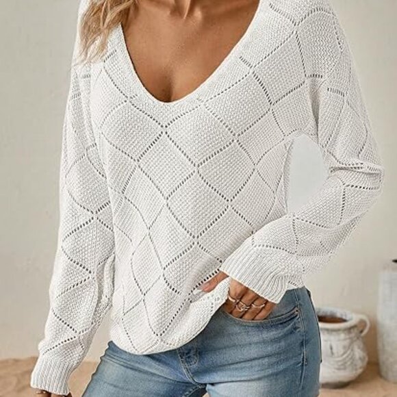 Brand New White Knit Drop Shoulder Sweater Size Medium NWT - Picture 4 of 4